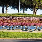 Apartamento Tastefully Furnished Flat With Pool And Area