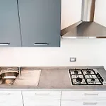 דירה Tastefully Furnished Flat With Pool And Area *