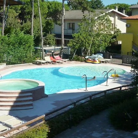 Comfortable Flat With Pool And Space
