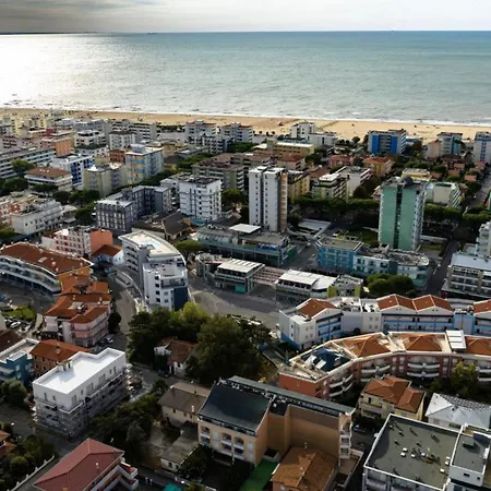 شقة Tastefully Furnished Flat With Pool And Area